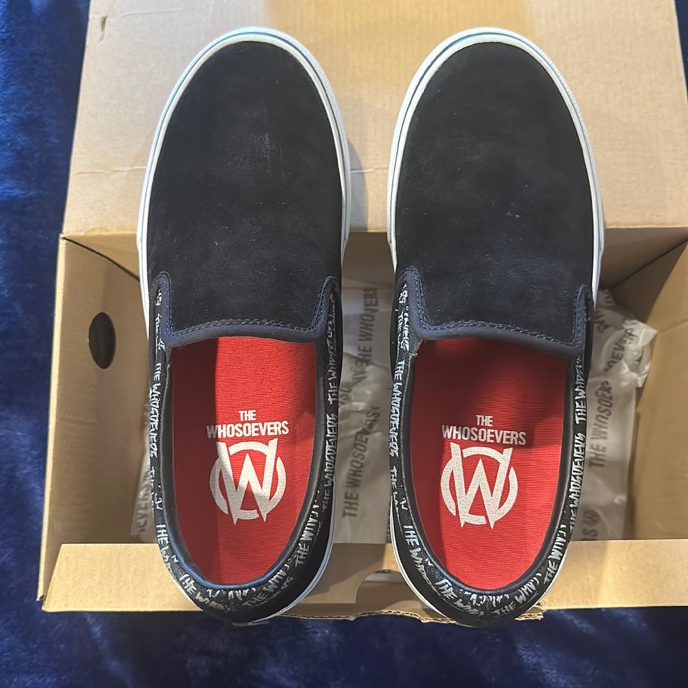 Men’s Whosoevers Black suede sz 8